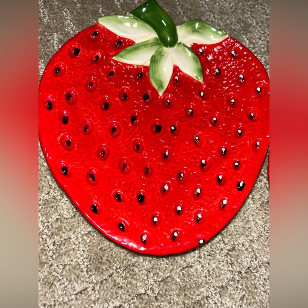 2, 8x7.5 Food Safe Strawberry Plates For Appetizer, Salad Or Dessert